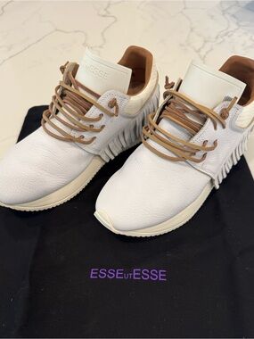 Esseutesse White Leather Fringe Sneakers size 39